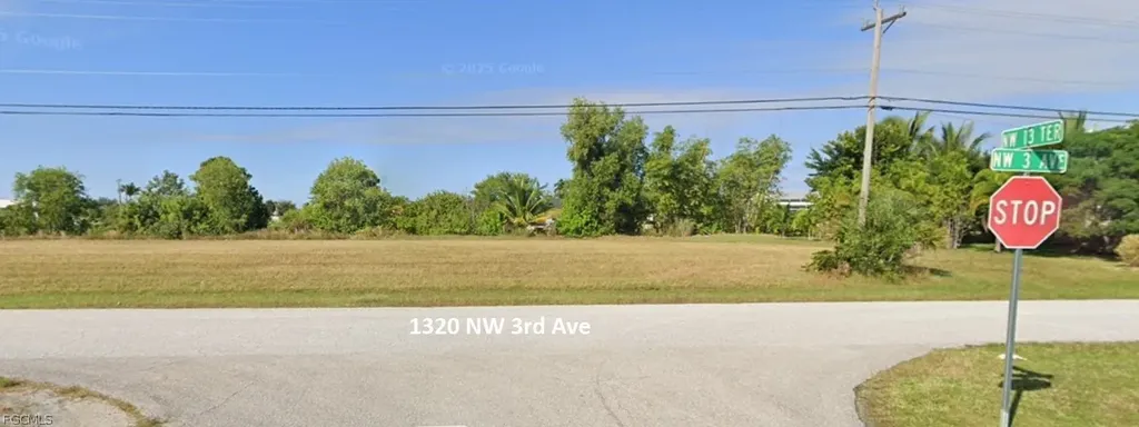 1320 NW 3rd Avenue Cape Coral FL 33993