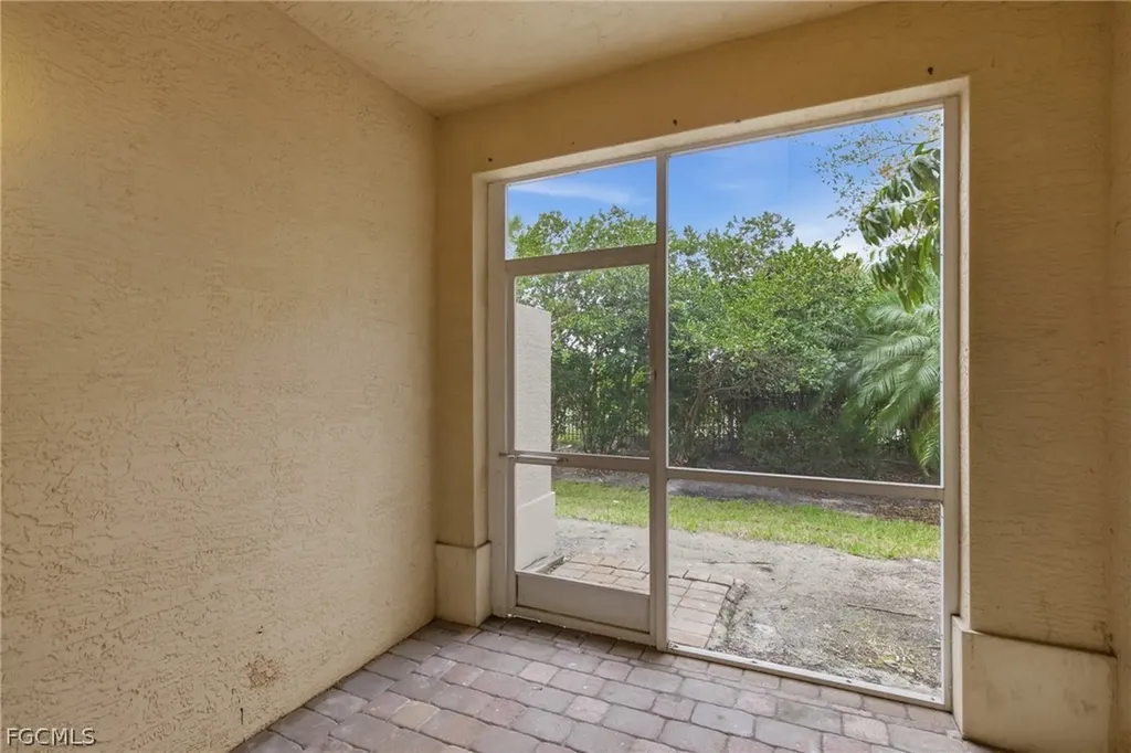 4074 Cherrybrook Loop Fort Myers FL 33966