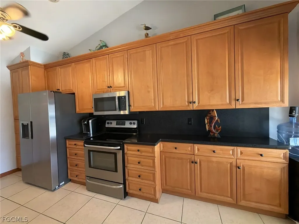 3723 Pelican Boulevard Cape Coral FL 33914