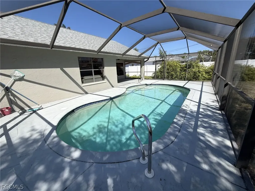 3723 Pelican Boulevard Cape Coral FL 33914
