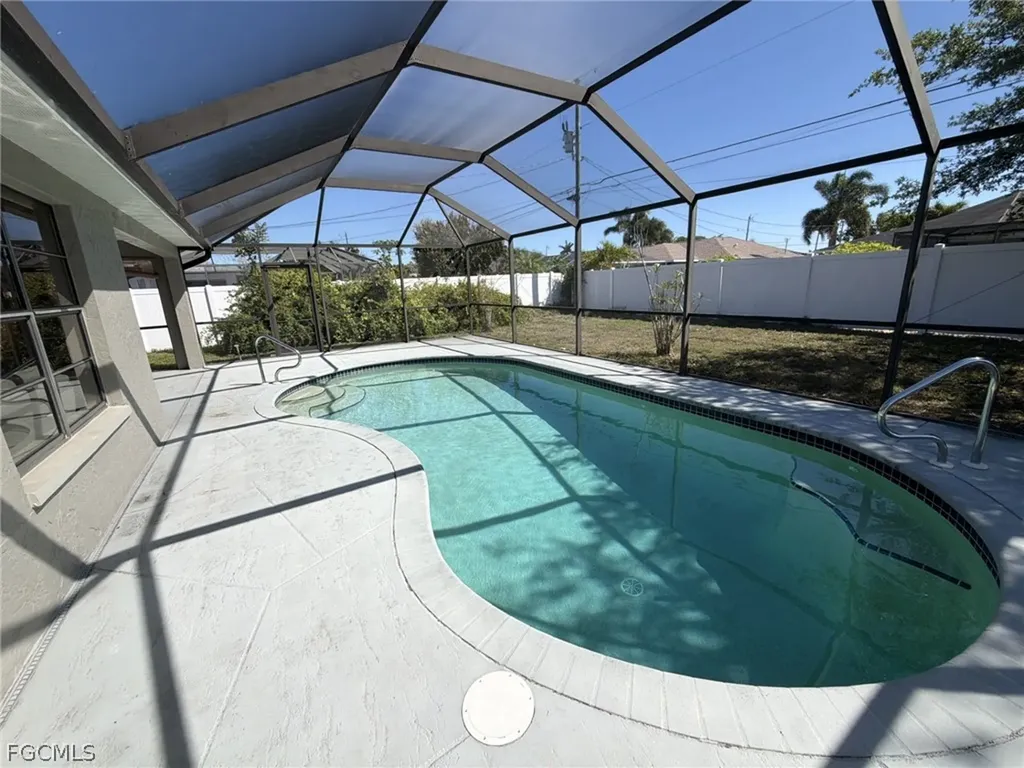 3723 Pelican Boulevard Cape Coral FL 33914