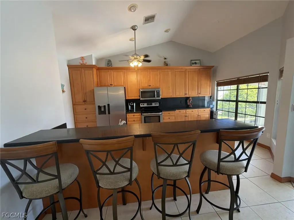 3723 Pelican Boulevard Cape Coral FL 33914