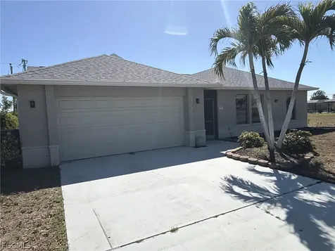 3723 Pelican Boulevard Cape Coral FL 33914