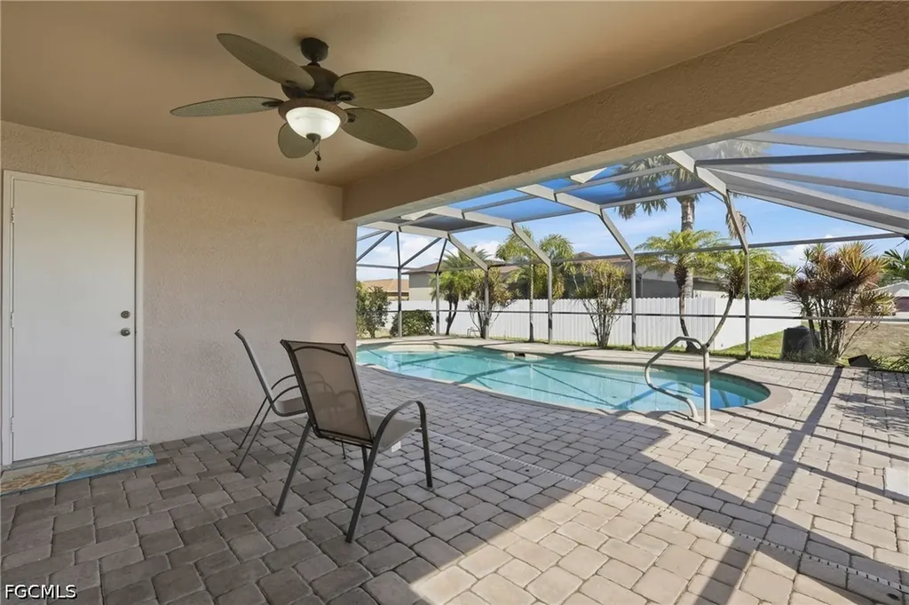 325 NW 9th Street Cape Coral FL 33993