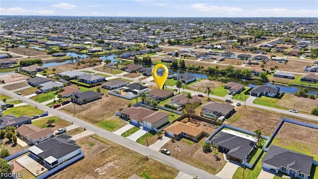 325 NW 9th Street Cape Coral FL 33993