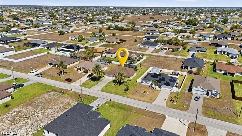 325 NW 9th Street Cape Coral FL 33993