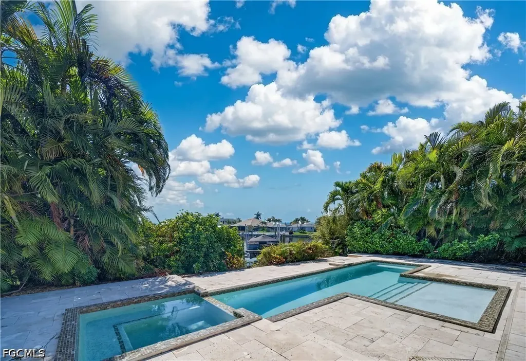 4425 Orchid Boulevard Cape Coral FL 33904