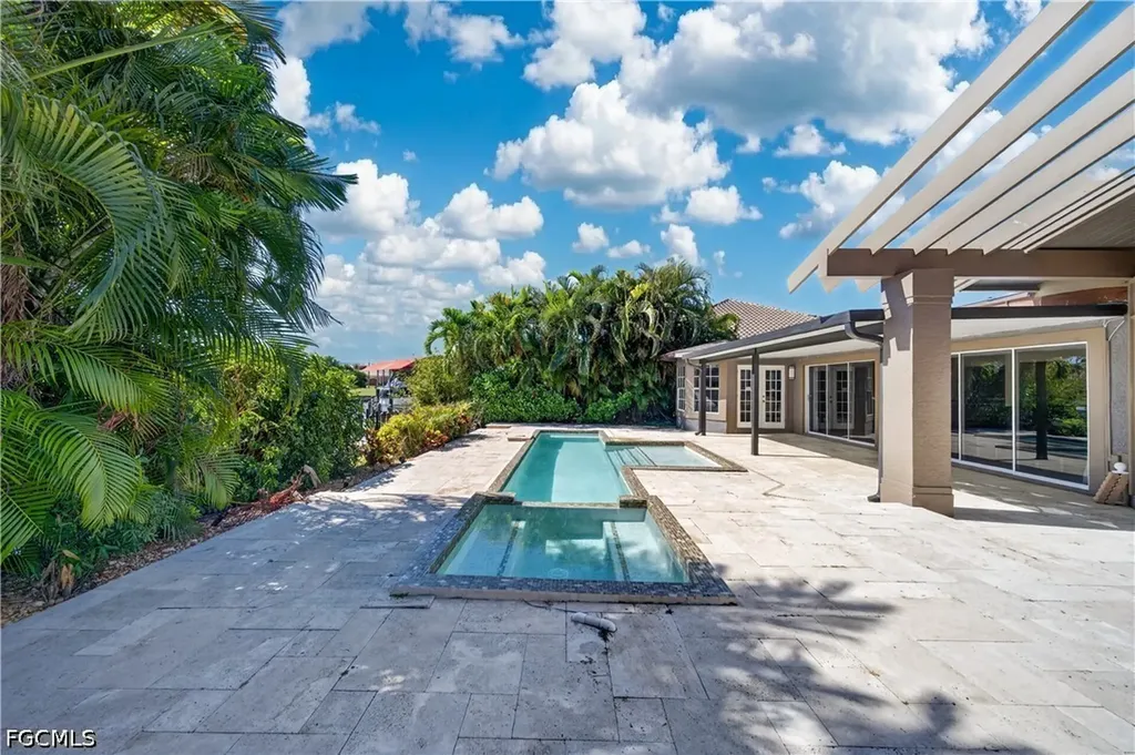 4425 Orchid Boulevard Cape Coral FL 33904