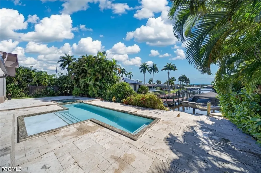 4425 Orchid Boulevard Cape Coral FL 33904