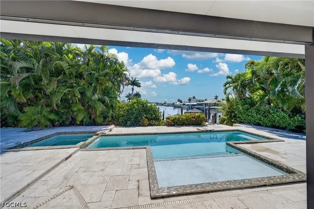 4425 Orchid Boulevard Cape Coral FL 33904
