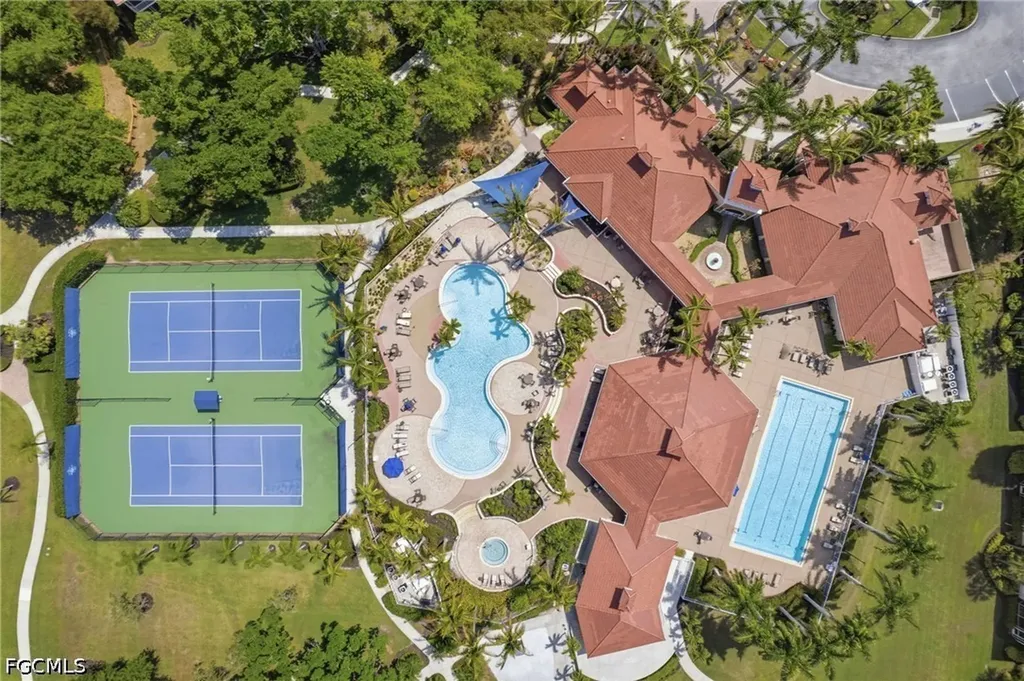 5941 Tarpon Gardens Circle Cape Coral FL 33914