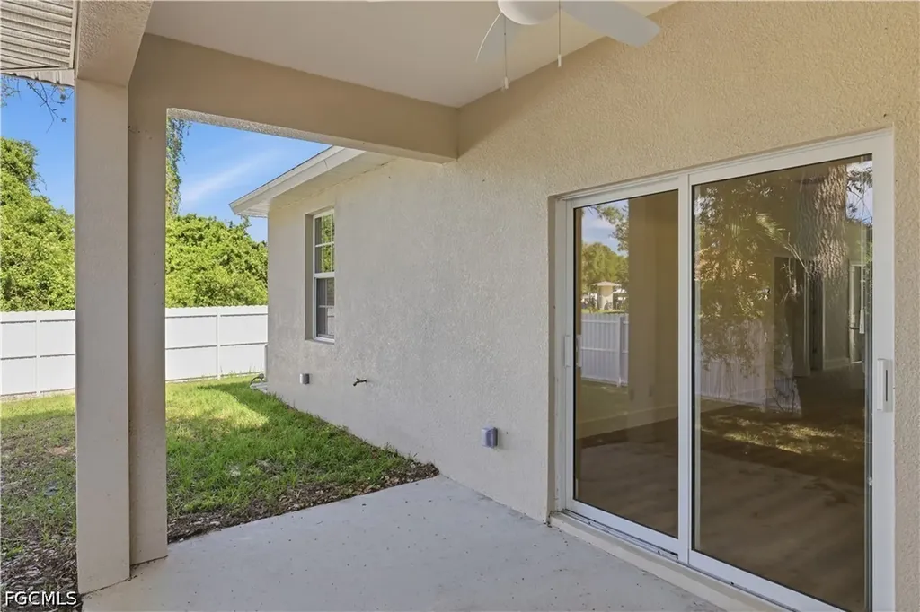 4719 28th Street SW Lehigh Acres FL 33973