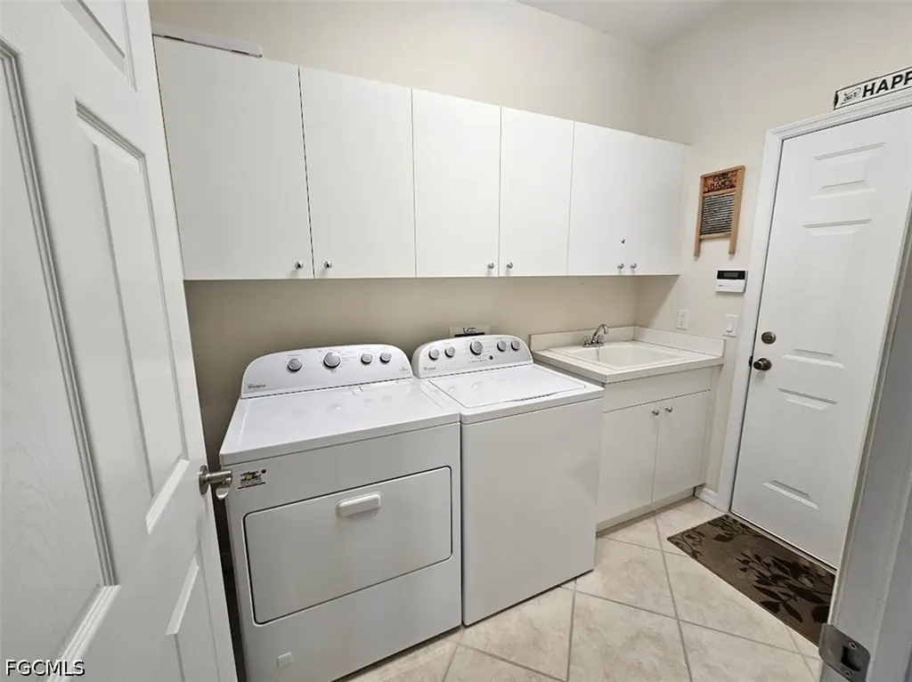 10518 Avila Circle Fort Myers FL 33913