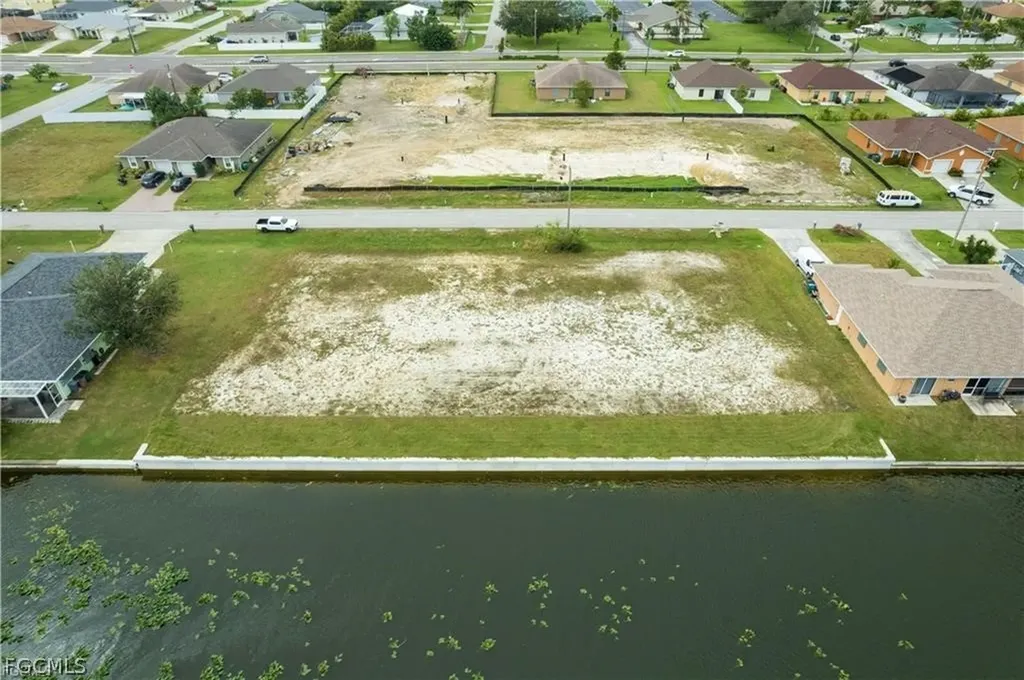 503 SW 3rd Court Cape Coral FL 33991