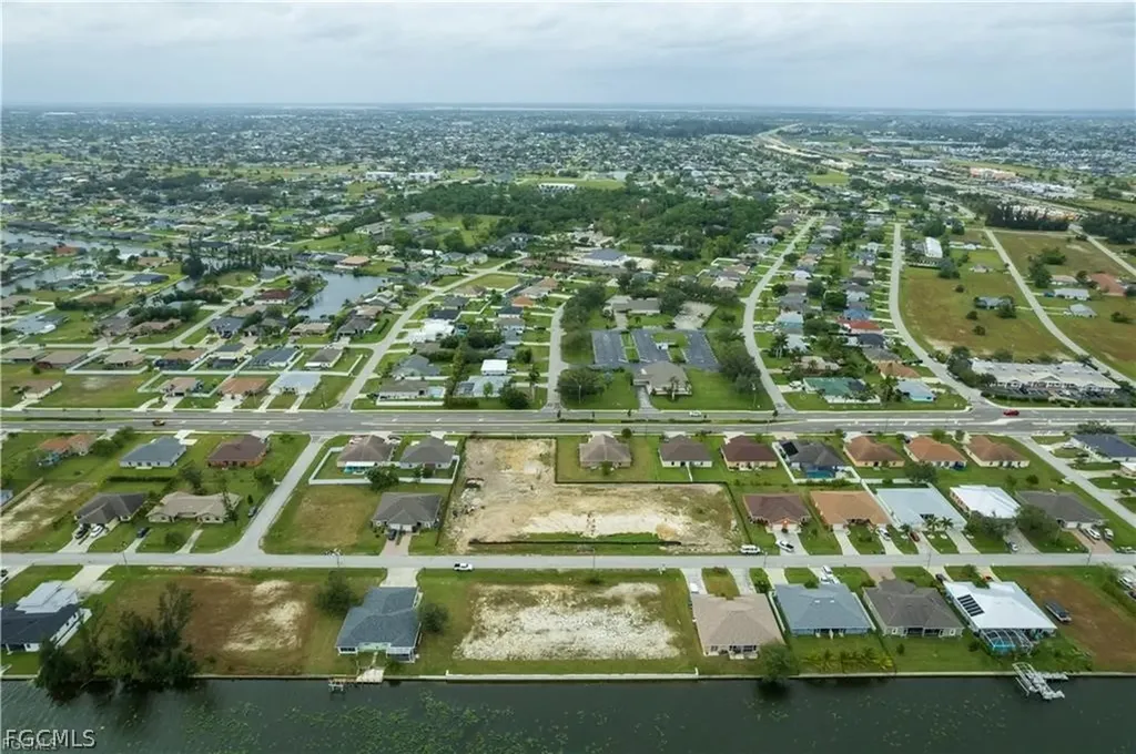 503 SW 3rd Court Cape Coral FL 33991