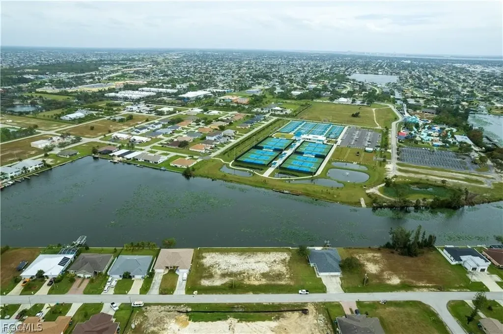 503 SW 3rd Court Cape Coral FL 33991
