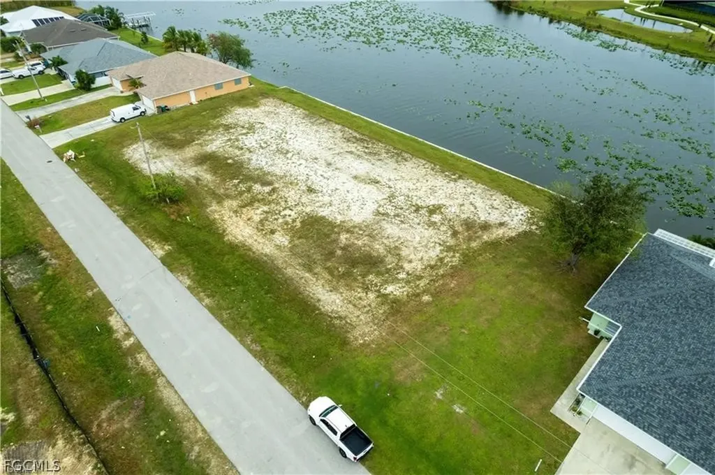 503 SW 3rd Court Cape Coral FL 33991