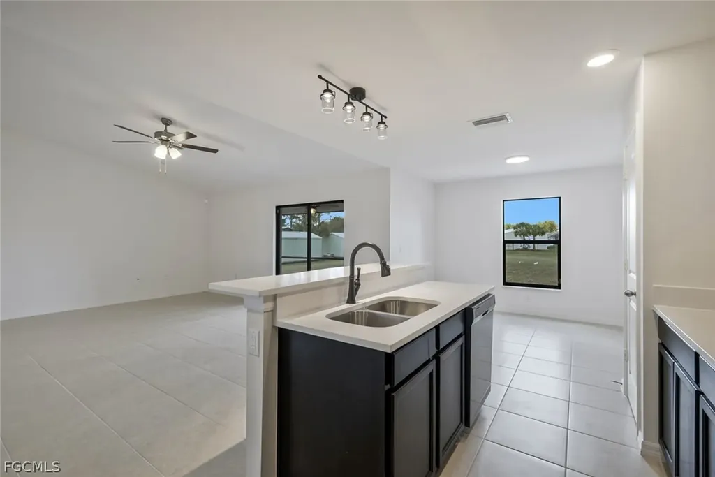814 La Salle Avenue Fort Myers FL 33913