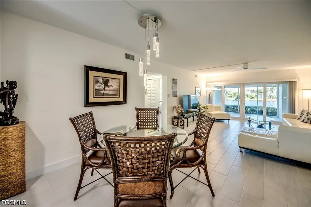 4016 SE 19th Avenue Cape Coral FL 33904