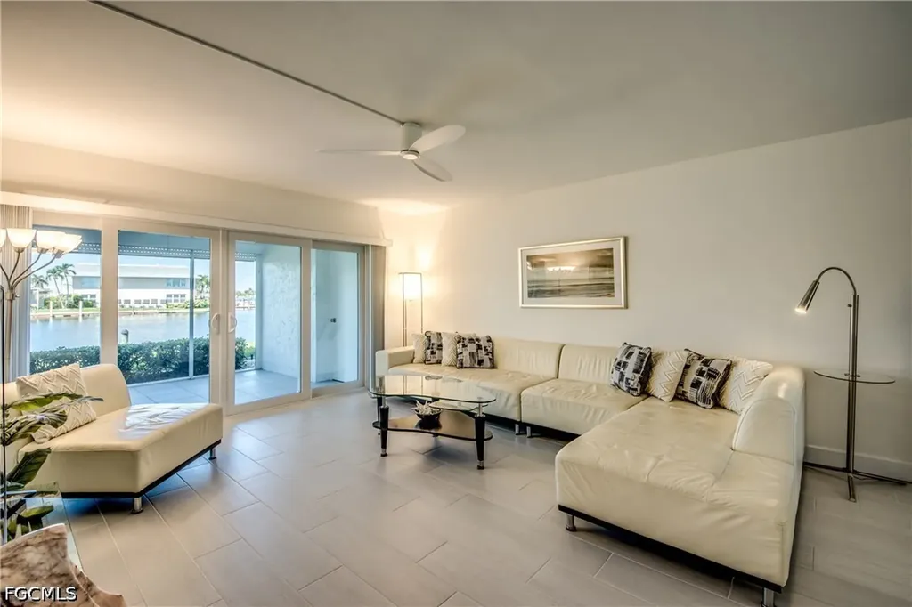 4016 SE 19th Avenue Cape Coral FL 33904