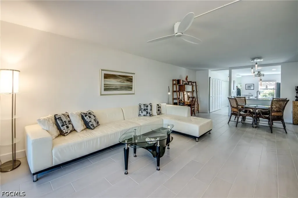 4016 SE 19th Avenue Cape Coral FL 33904