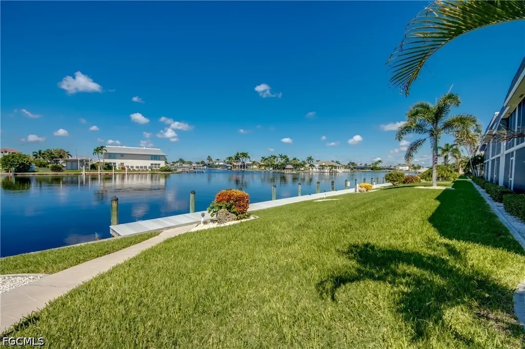 4016 SE 19th Avenue Cape Coral FL 33904