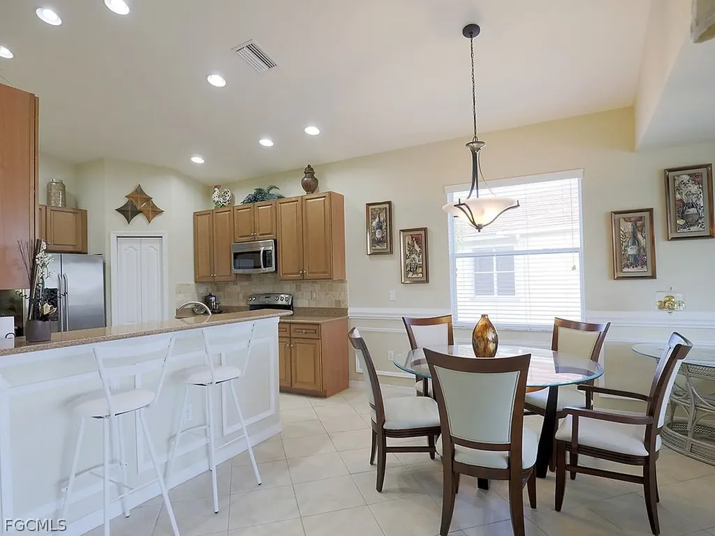 3171 Sea Trawler Bend North Fort Myers FL 33903