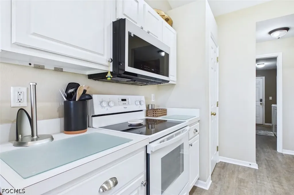 2521 NW 6th Terrace Cape Coral FL 33993