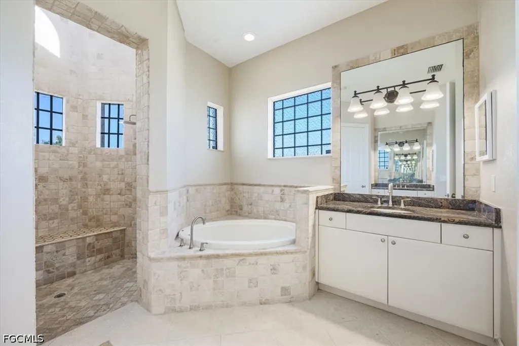 1539 NW 42nd Avenue Cape Coral FL 33993