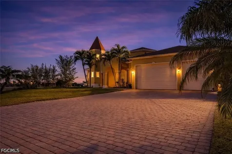 1539 NW 42nd Avenue Cape Coral FL 33993