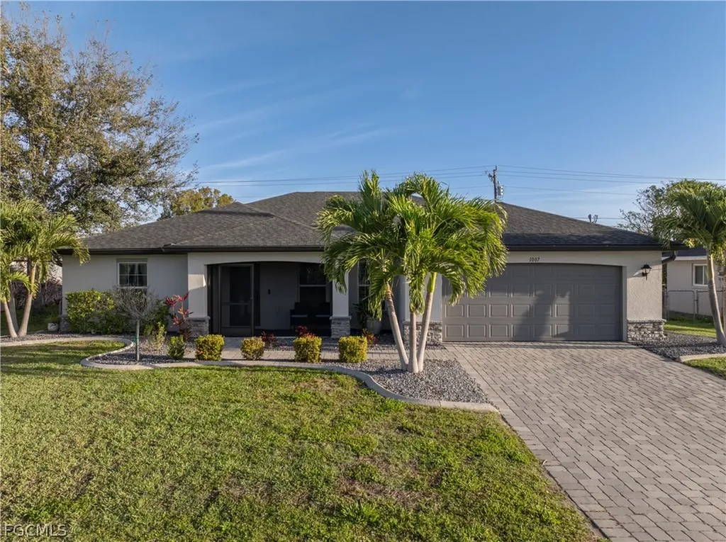 1007 SE 26th Terrace Cape Coral FL 33904