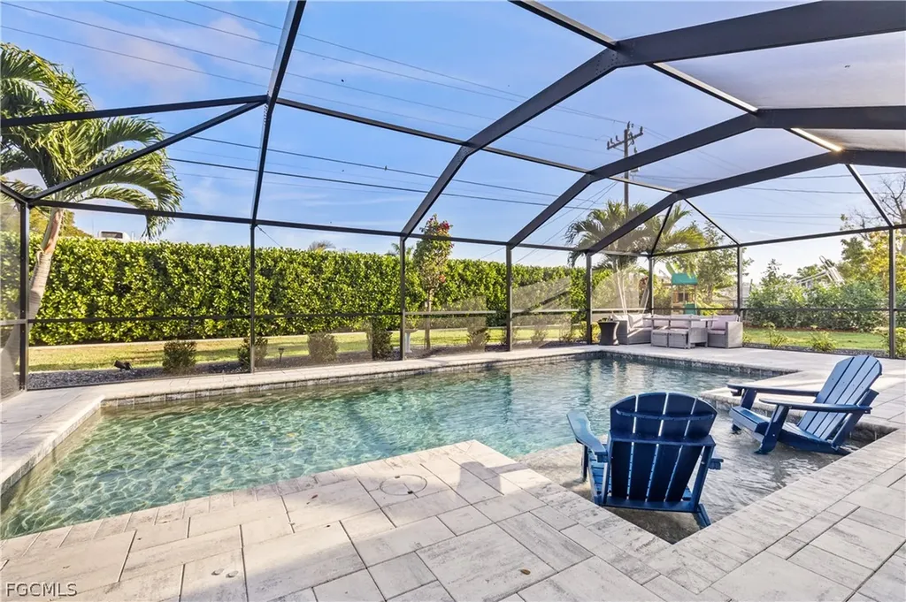 1007 SE 26th Terrace Cape Coral FL 33904