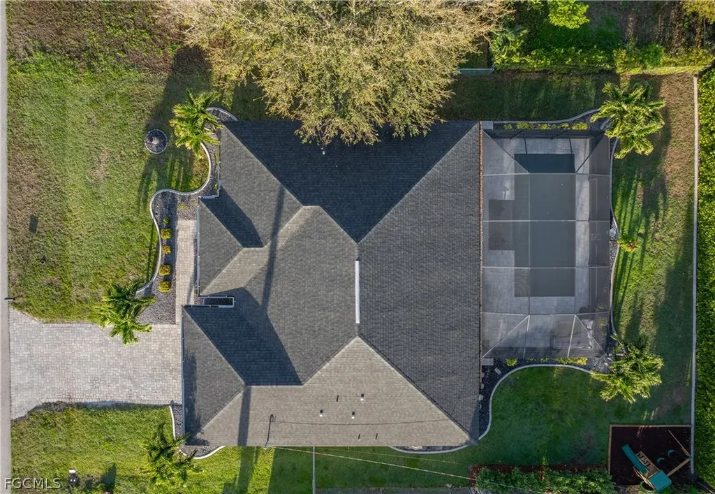 1007 SE 26th Terrace Cape Coral FL 33904