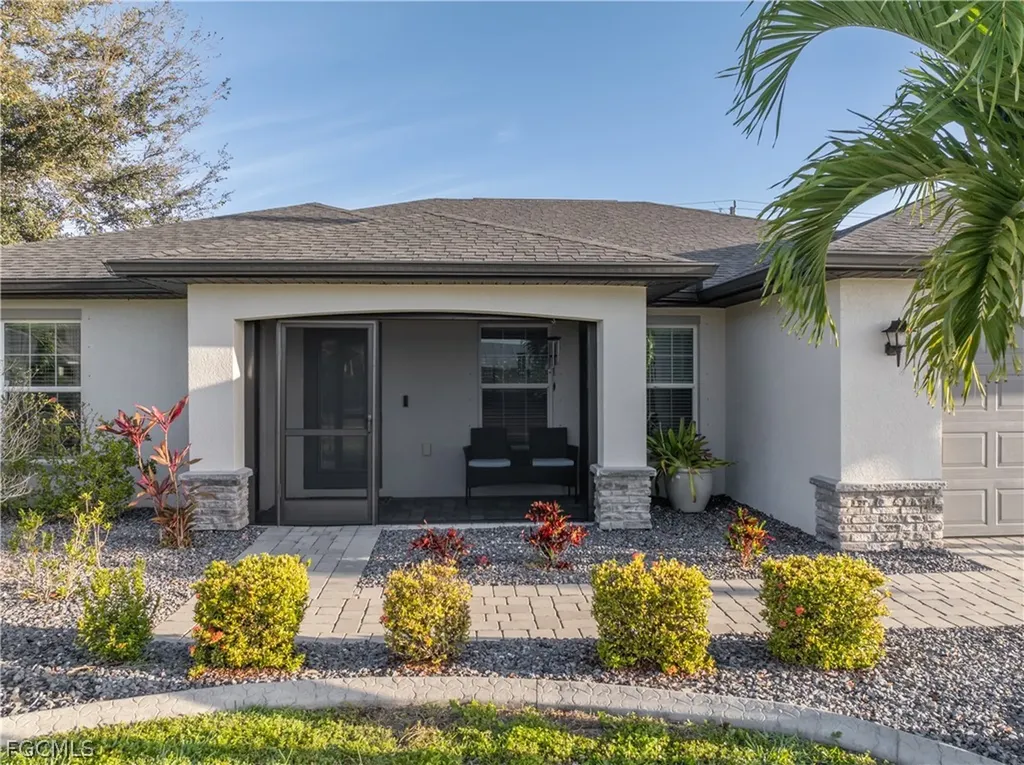 1007 SE 26th Terrace Cape Coral FL 33904