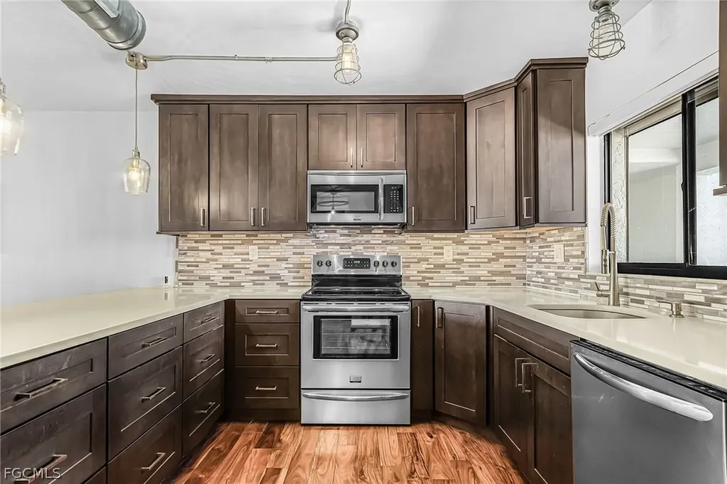 4586 Trawler Court Fort Myers FL 33919