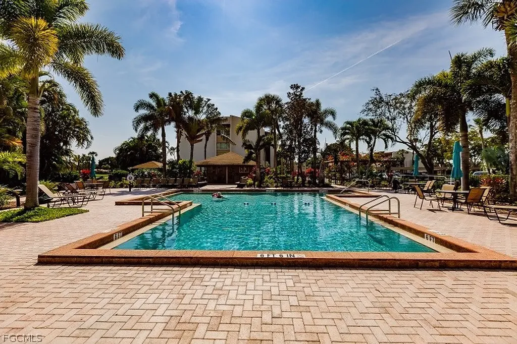 4586 Trawler Court Fort Myers FL 33919