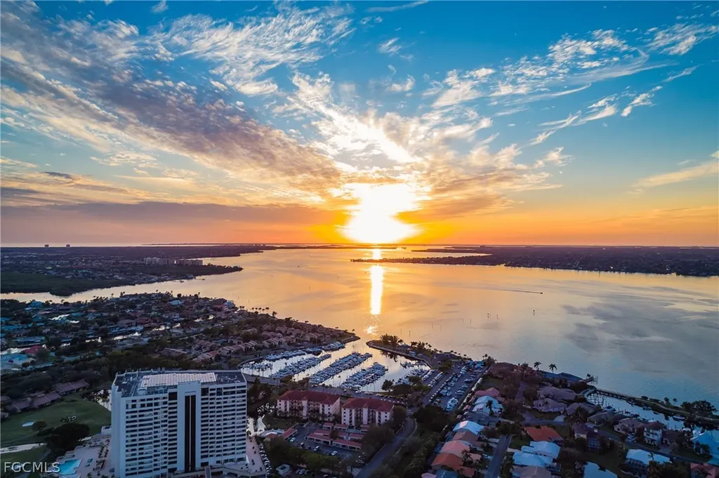 4586 Trawler Court Fort Myers FL 33919