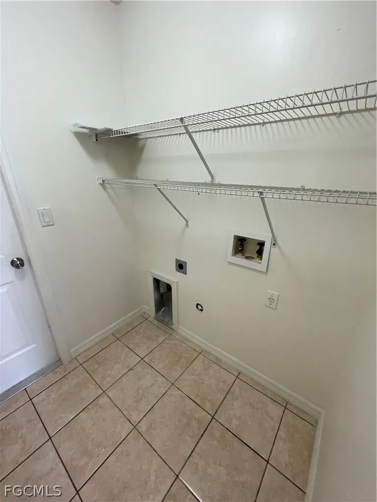 1428 SW 29th Street Cape Coral FL 33914