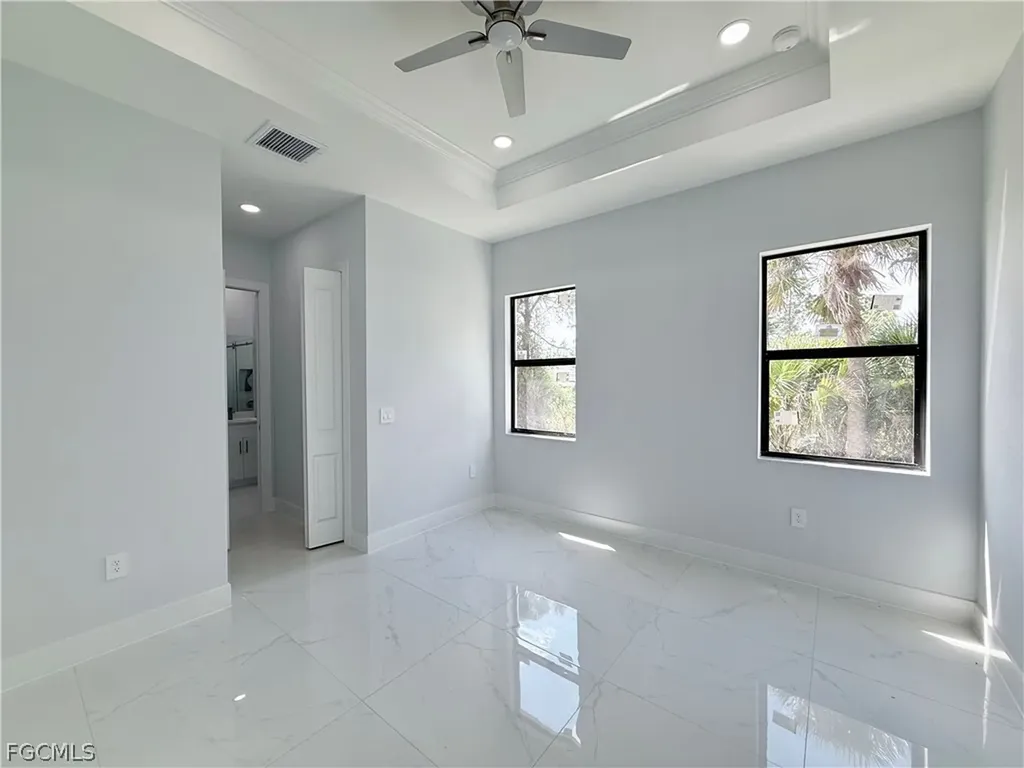 2910 19th Street SW Lehigh Acres FL 33976