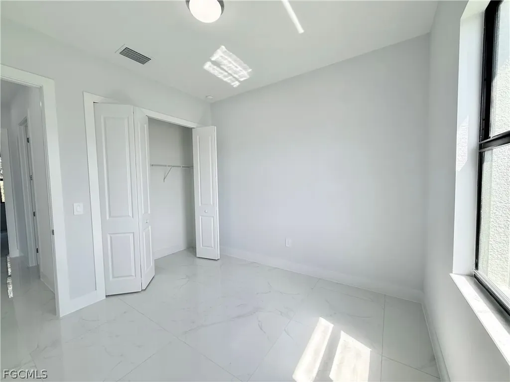 2910 19th Street SW Lehigh Acres FL 33976
