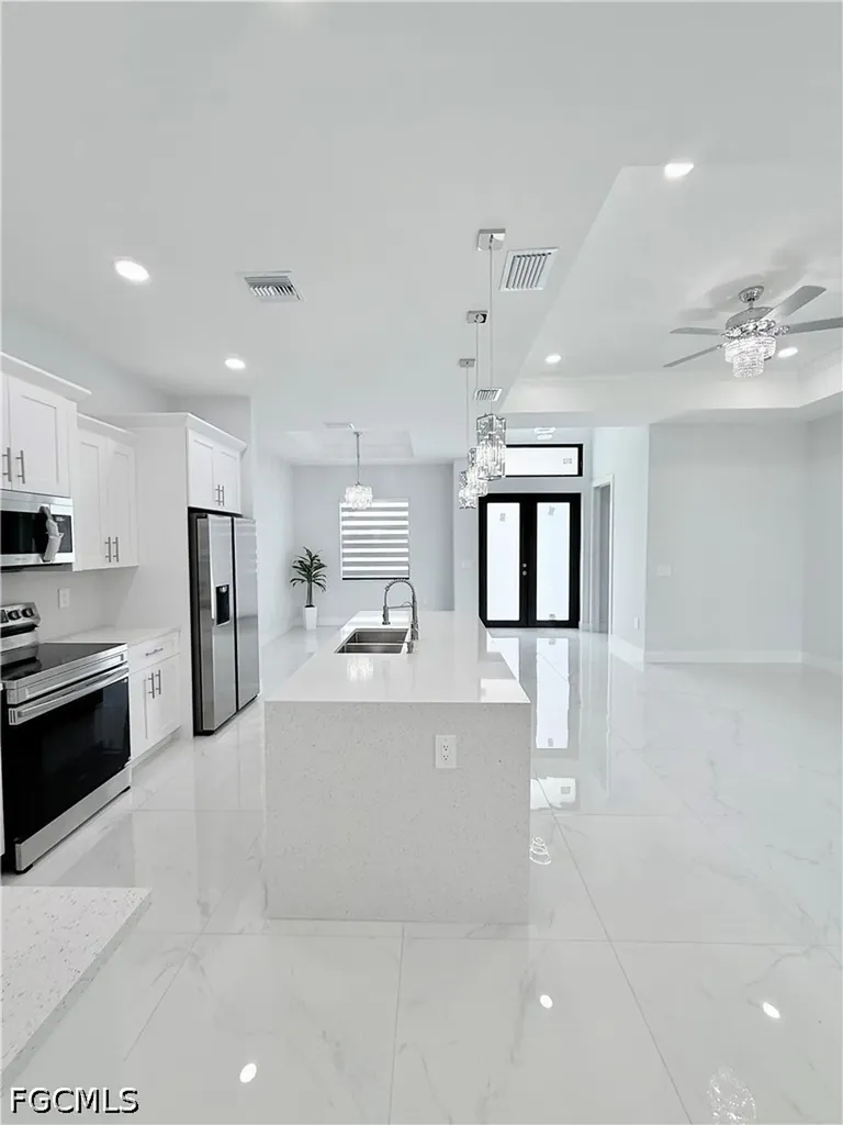 2910 19th Street SW Lehigh Acres FL 33976