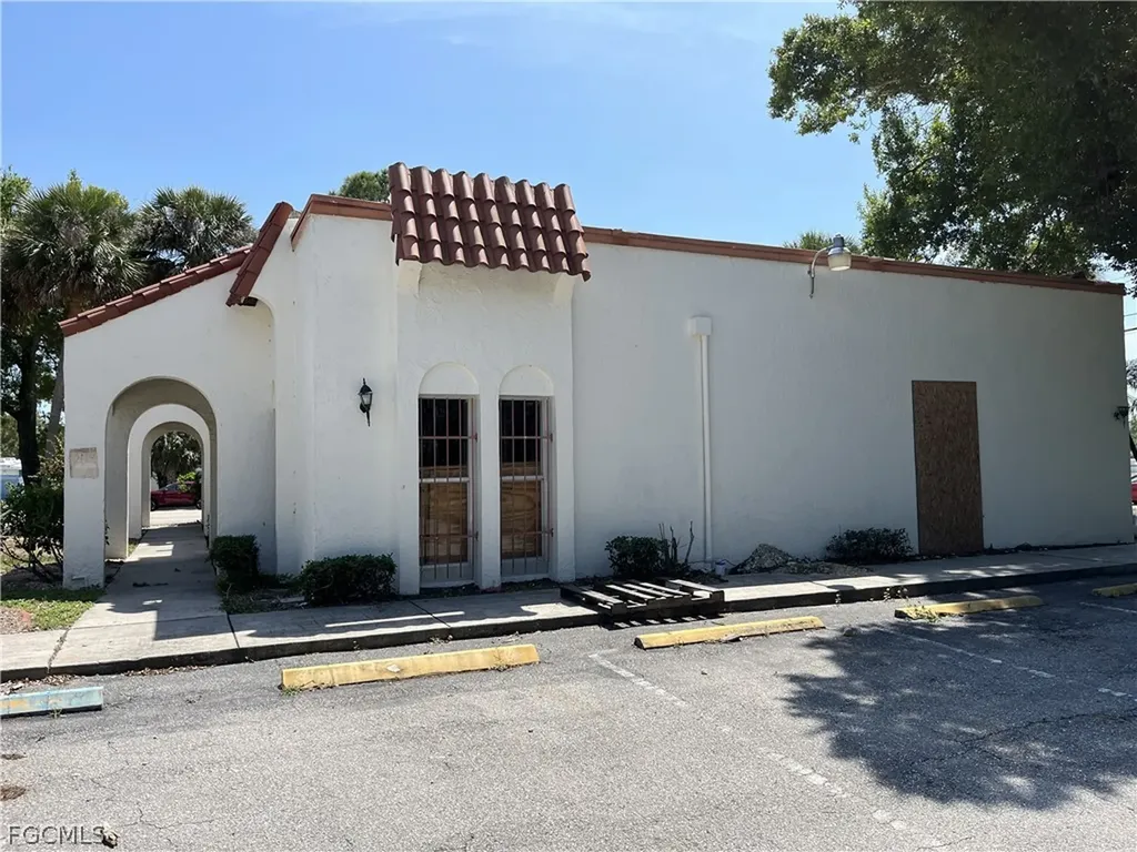 68, 72, 76 Pondella Road North Fort Myers FL 33903