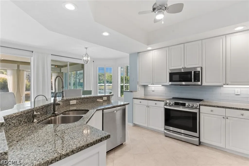 24371 Sandpiper Isle Way Bonita Springs FL 34134
