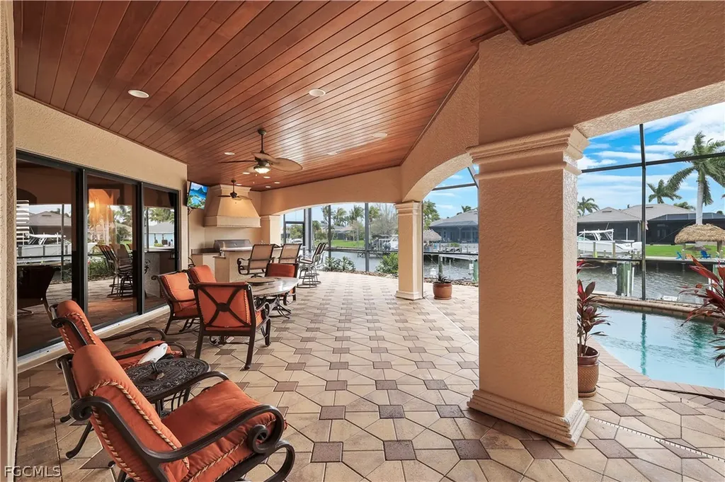 5521 Harbour Preserve Circle Cape Coral FL 33914
