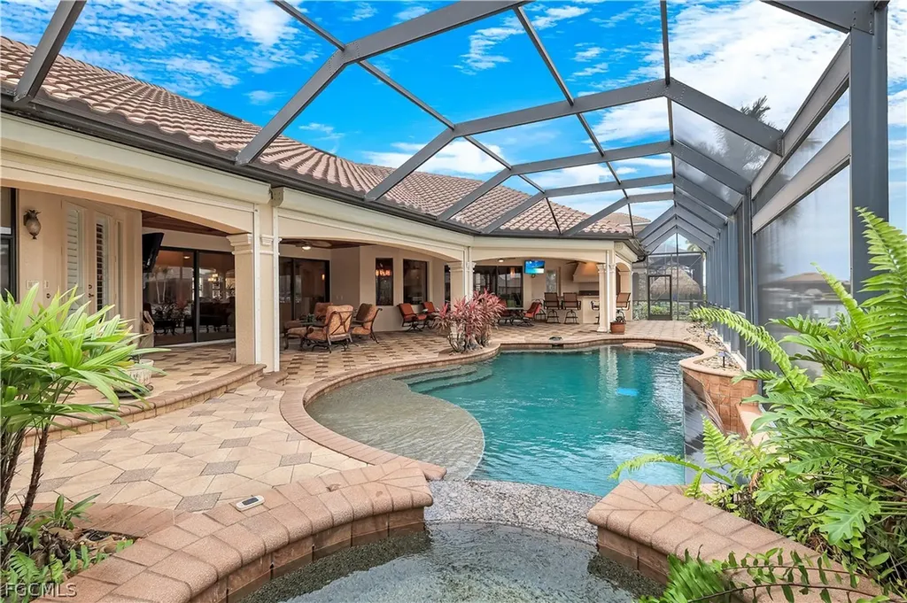 5521 Harbour Preserve Circle Cape Coral FL 33914