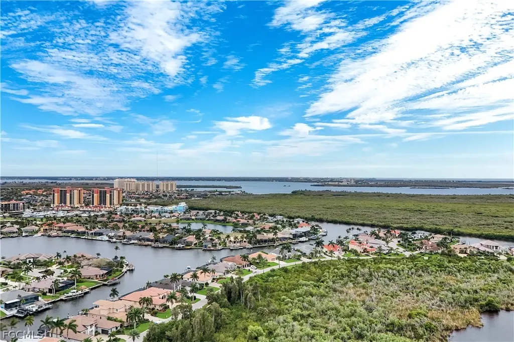 5521 Harbour Preserve Circle Cape Coral FL 33914