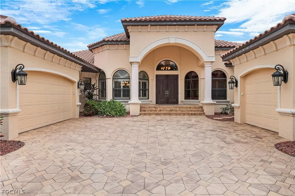 5521 Harbour Preserve Circle Cape Coral FL 33914