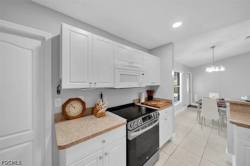2701 8th Street SW Lehigh Acres FL 33976