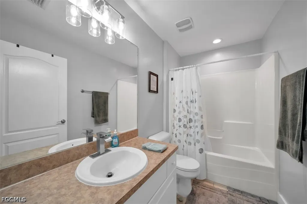 2701 8th Street SW Lehigh Acres FL 33976