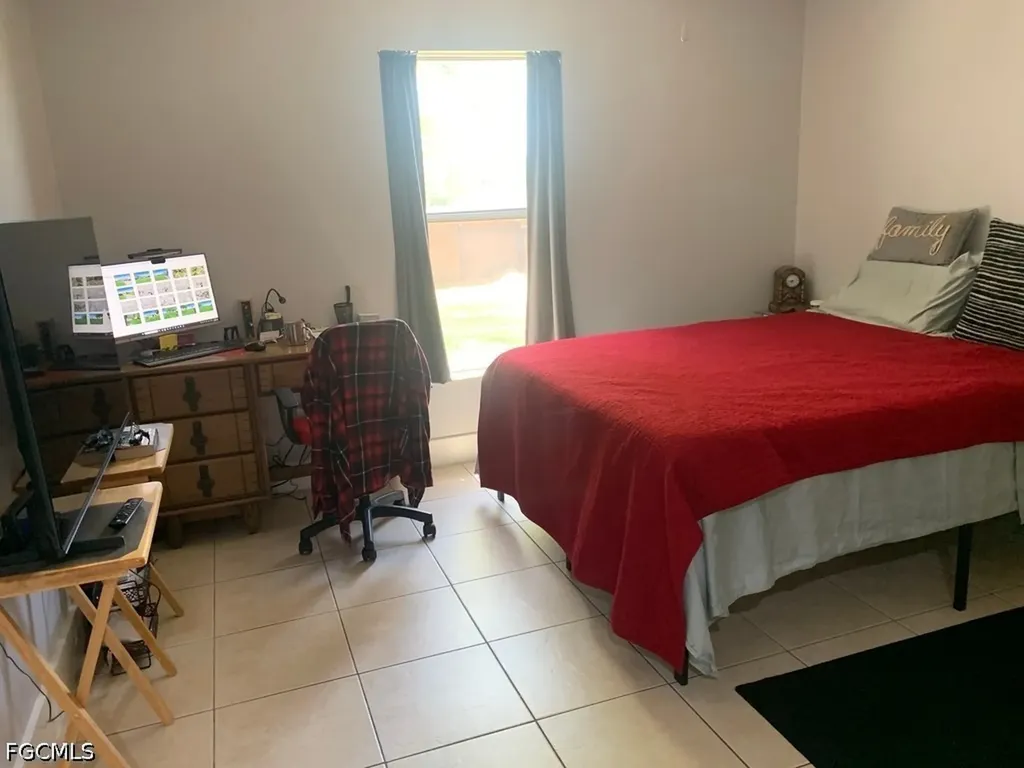 2701 8th Street SW Lehigh Acres FL 33976